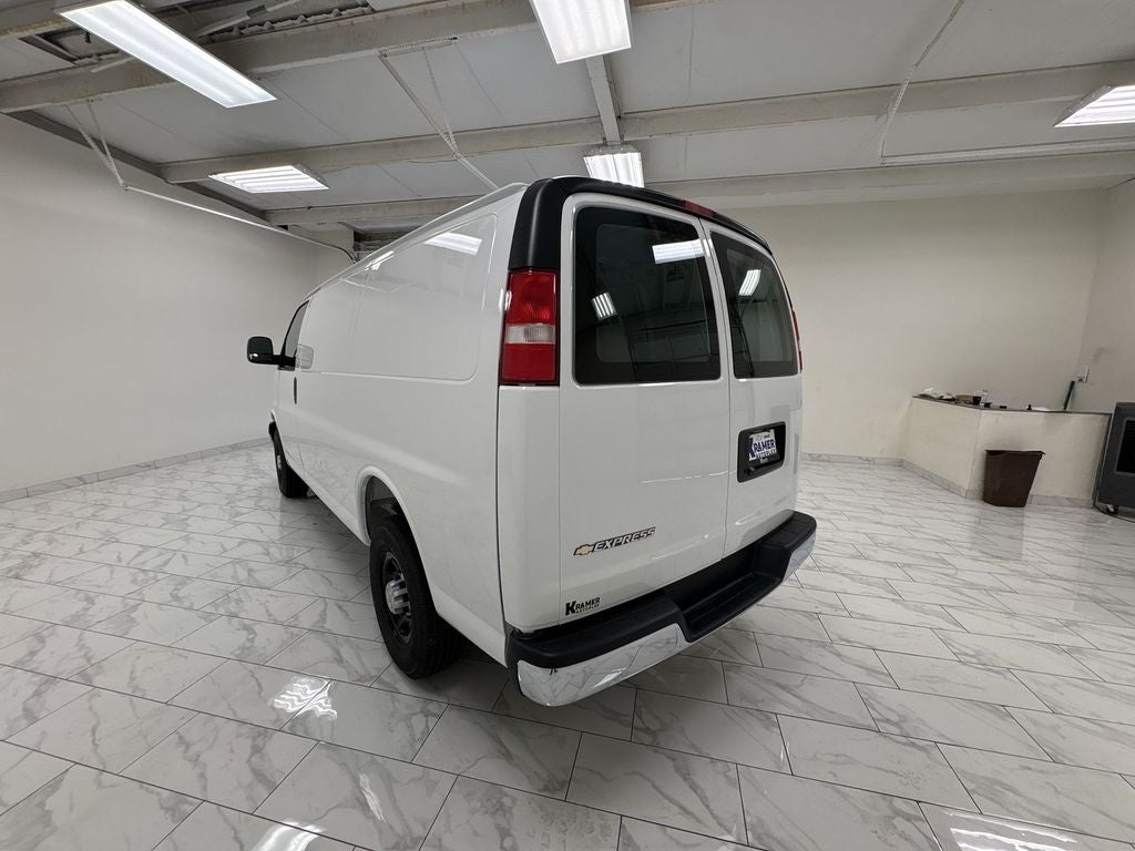 2026 Chevrolet Express Cargo WT