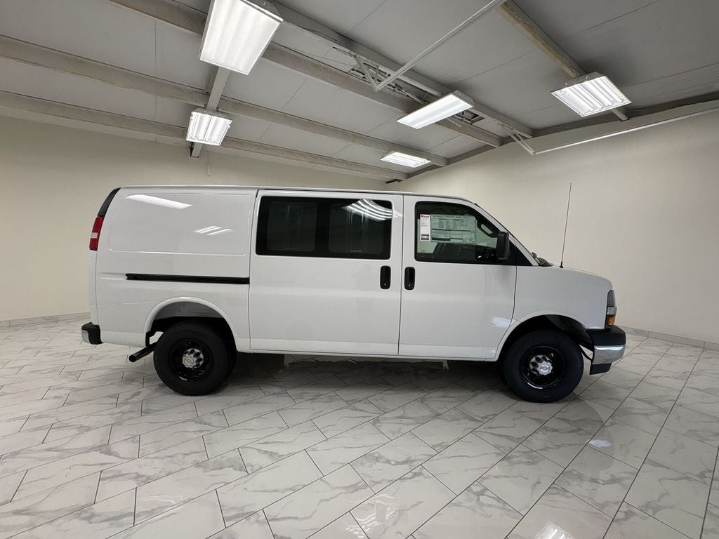 2026 Chevrolet Express Cargo WT