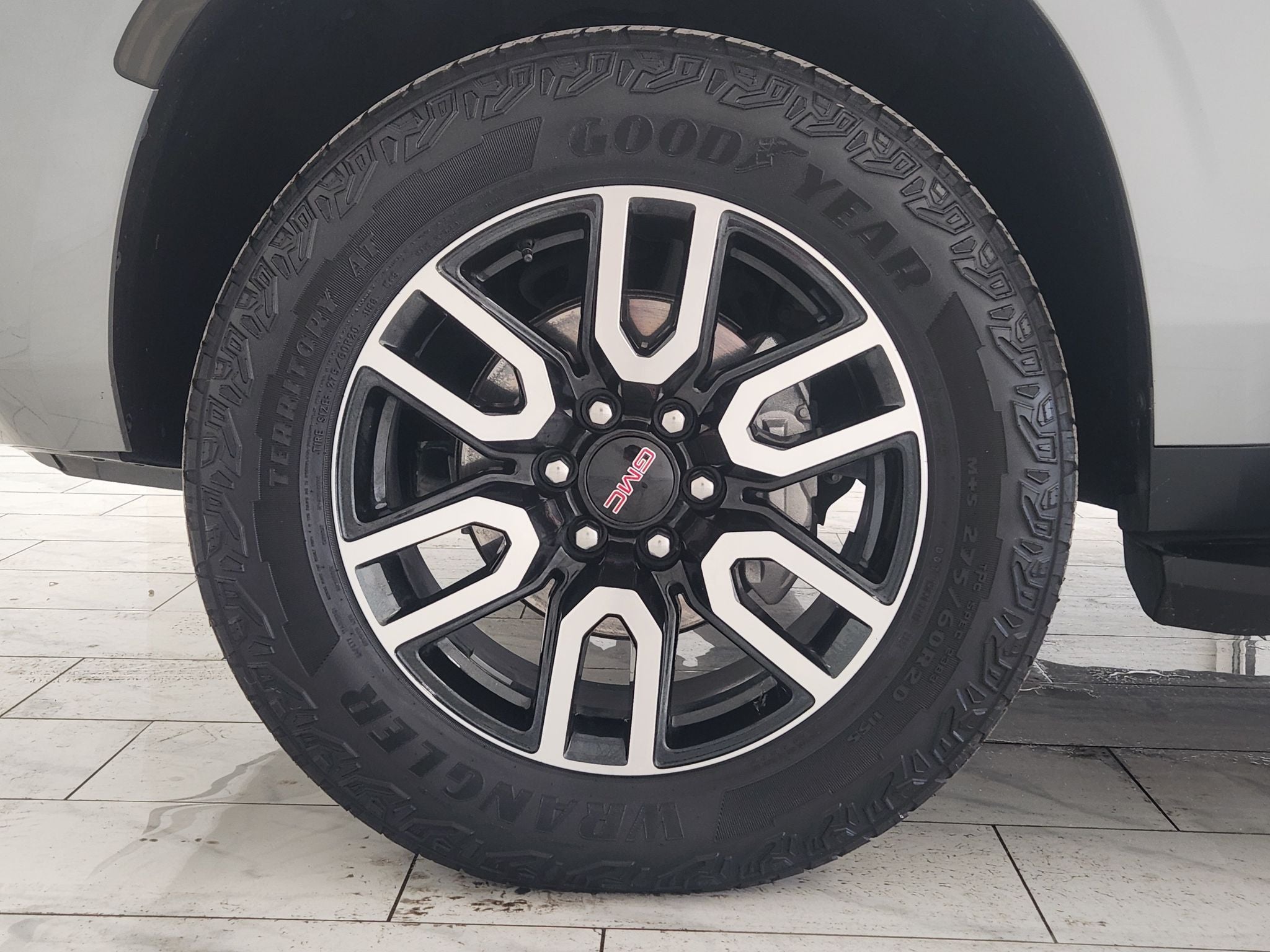 2024 GMC Yukon AT4