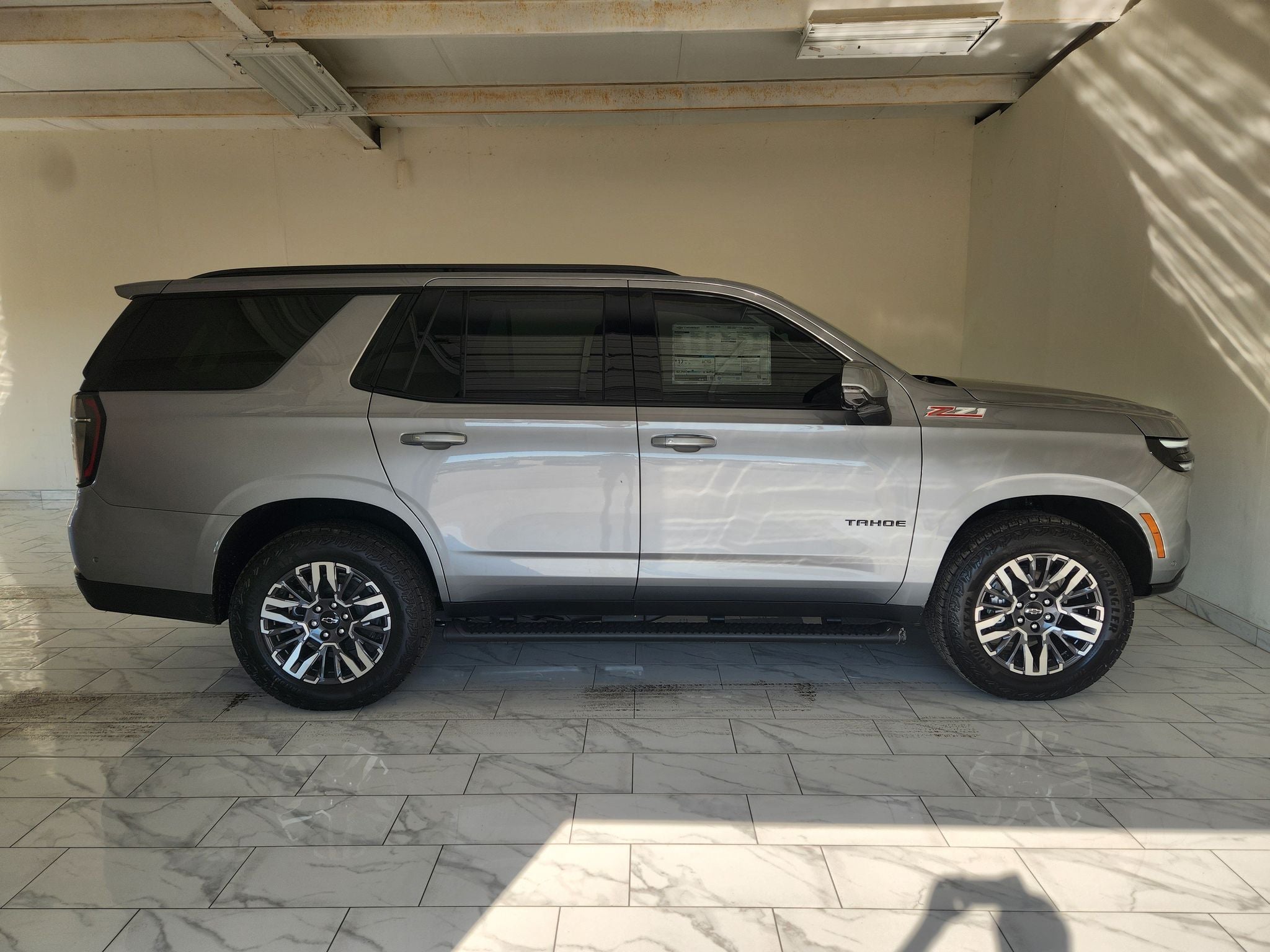 2027 Chevrolet Tahoe Z71 — photo 4