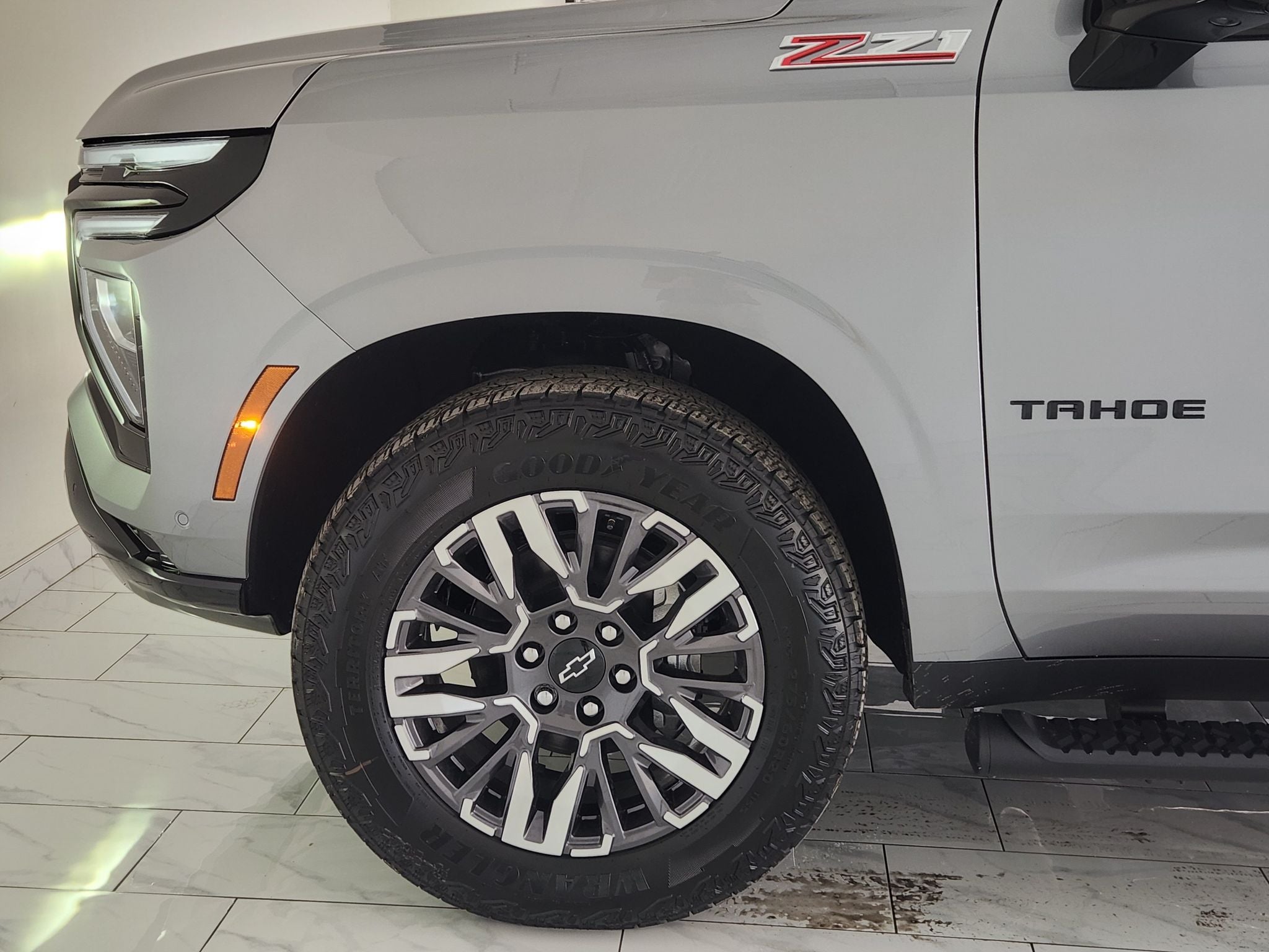 2027 Chevrolet Tahoe Z71 — photo 8