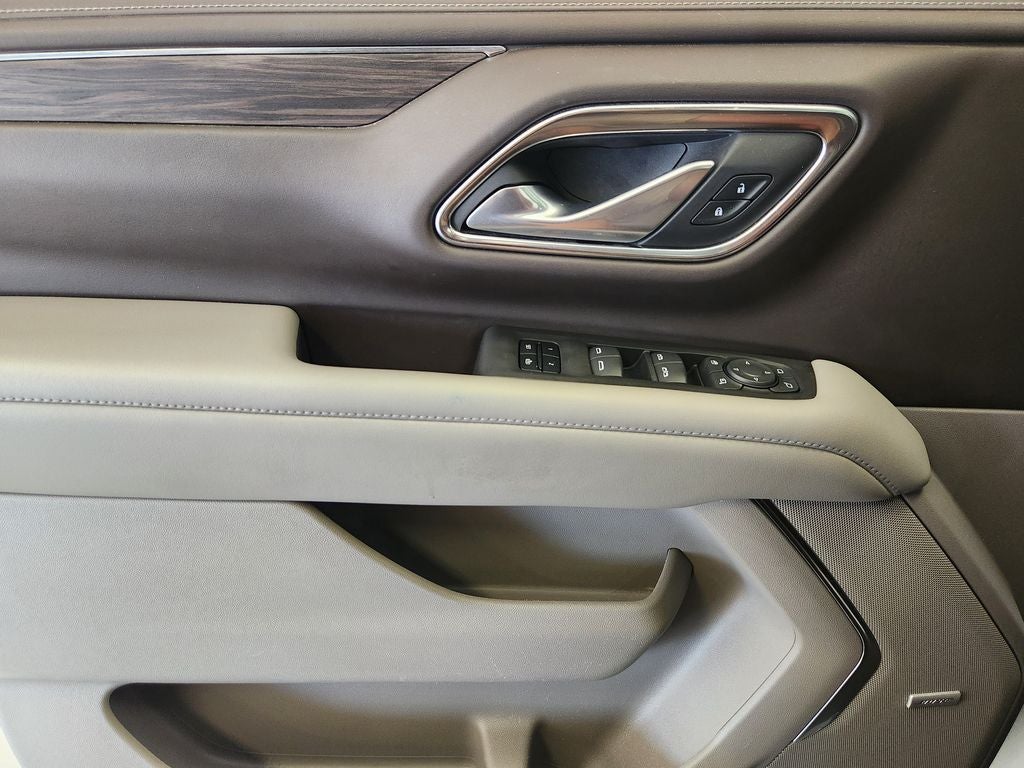 2022 Chevrolet Suburban LT