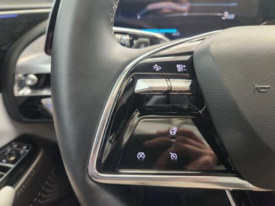 2024 Cadillac LYRIQ Luxury 1