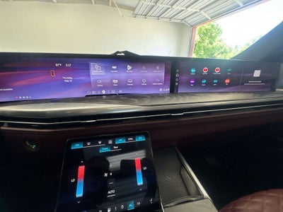 2025 Cadillac Escalade Premium Luxury