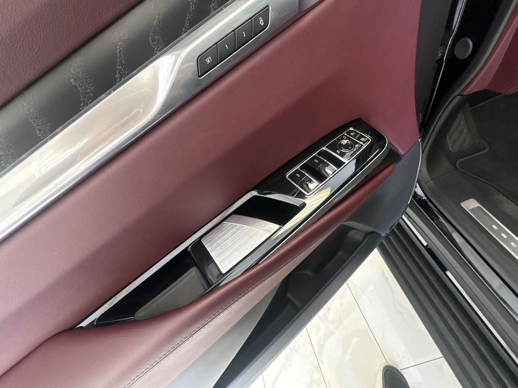 2025 Cadillac Escalade Premium Luxury