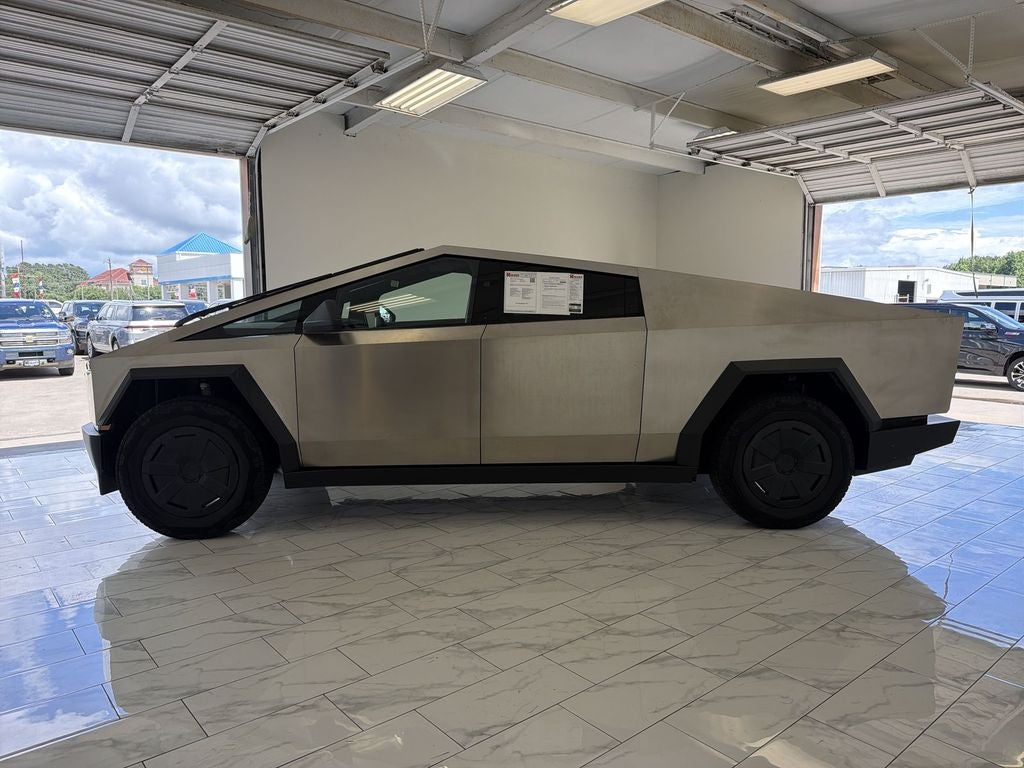 2025 Tesla Cybertruck All-Wheel Drive