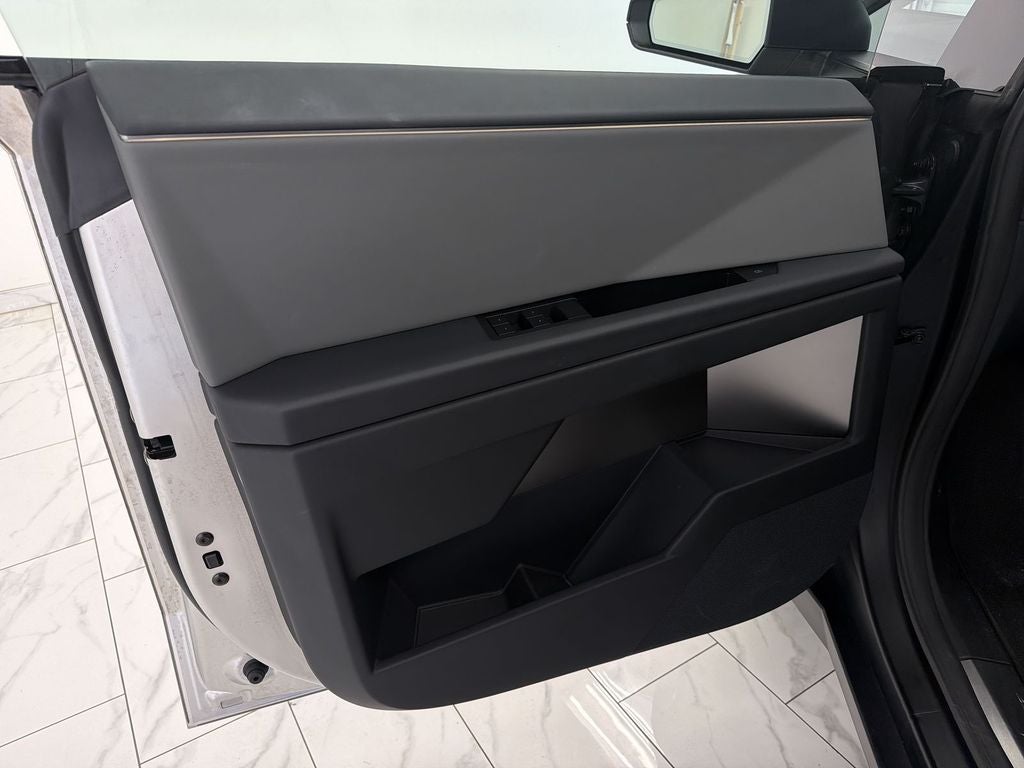 2025 Tesla Cybertruck All-Wheel Drive
