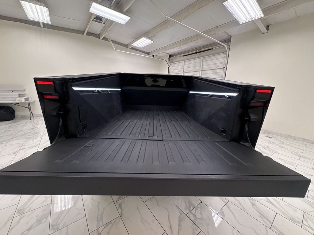 2025 Tesla Cybertruck All-Wheel Drive