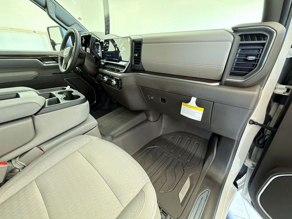 2026 GMC Sierra 3500 HD SLE DRW
