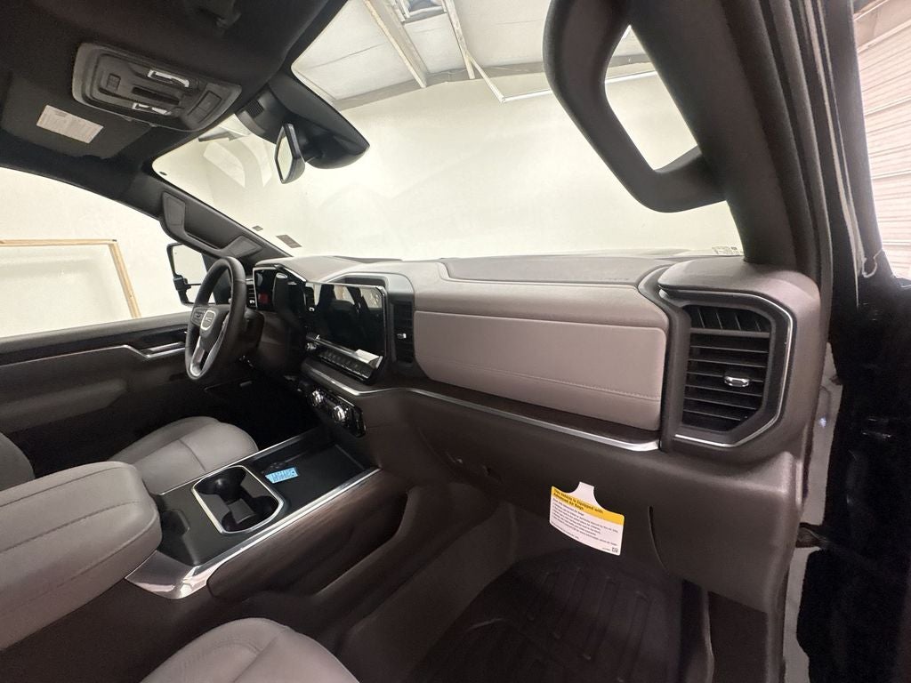 2026 GMC Sierra 3500 HD SLT DRW