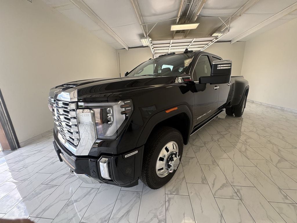2026 GMC Sierra 3500 HD Denali DRW