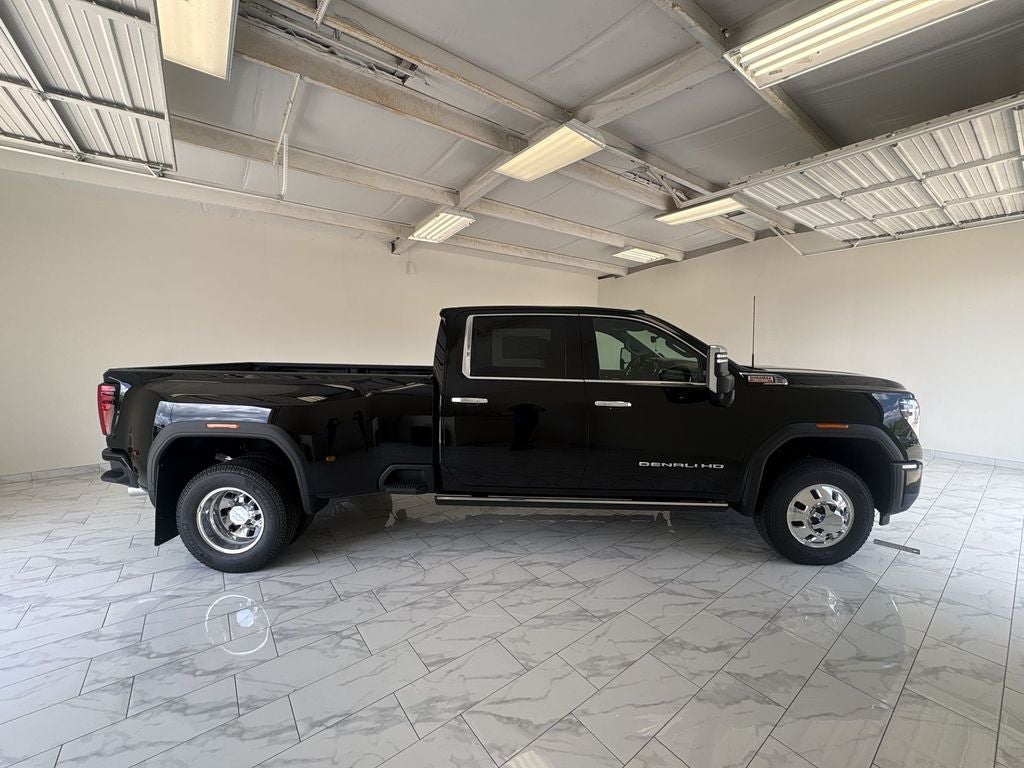 2026 GMC Sierra 3500 HD Denali DRW