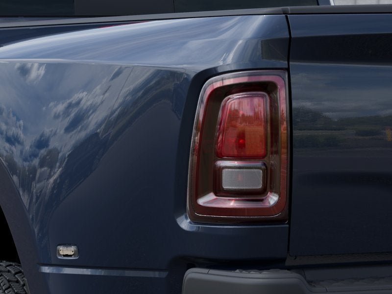 2027 RAM Ram 3500 RAM 3500 TRADESMAN CREW CAB 4X4 8' BOX
