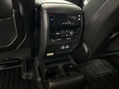 2023 Jeep Grand Cherokee L Altitude 4x2