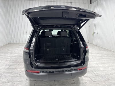 2023 Jeep Grand Cherokee L Altitude 4x2