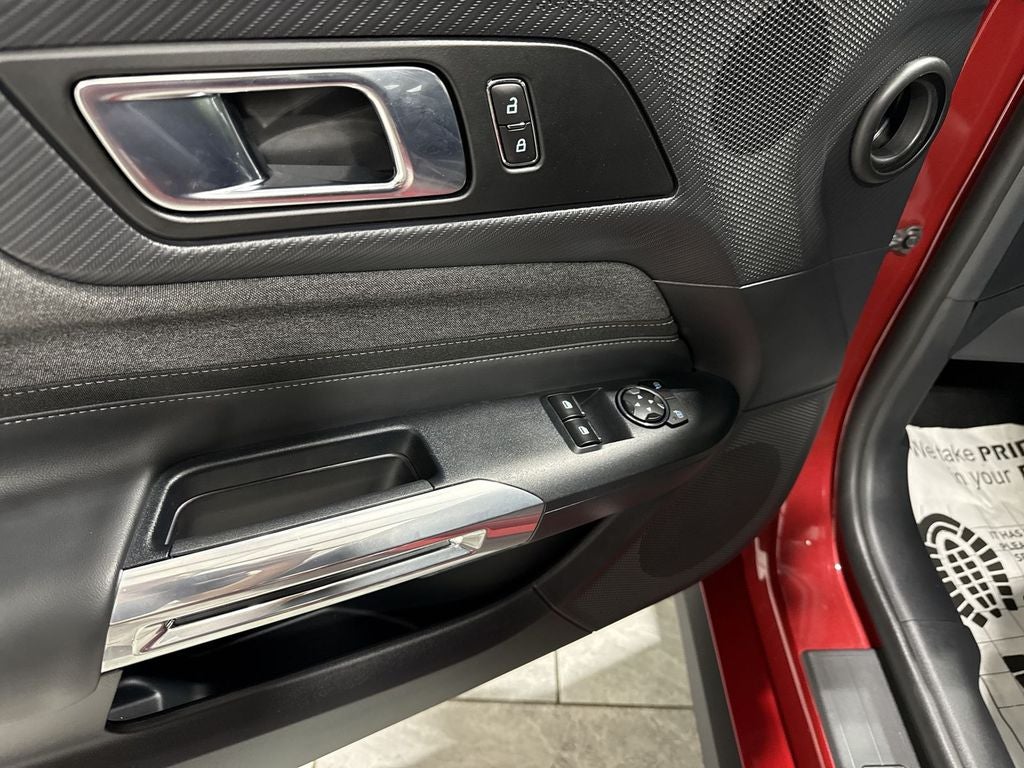 2024 Ford Mustang EcoBoost Fastback