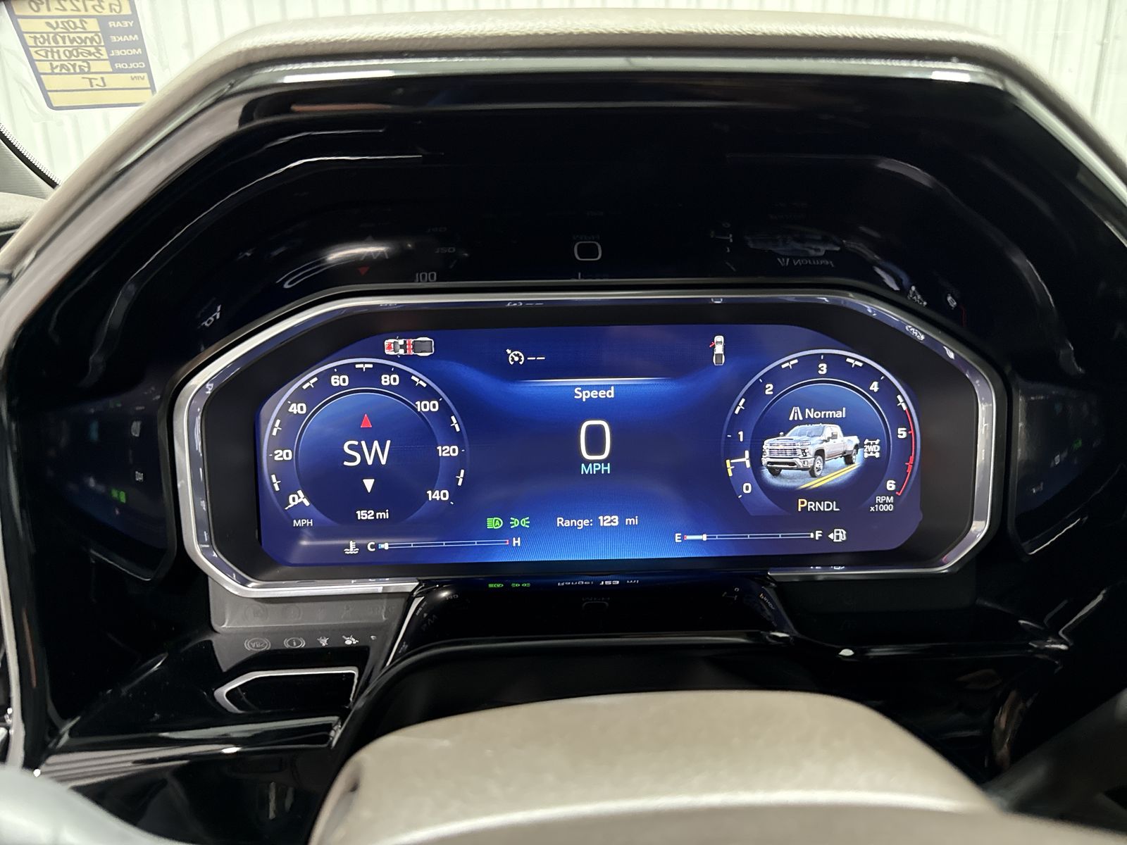 2026 Chevrolet Silverado 3500 HD LT DRW — foto 11