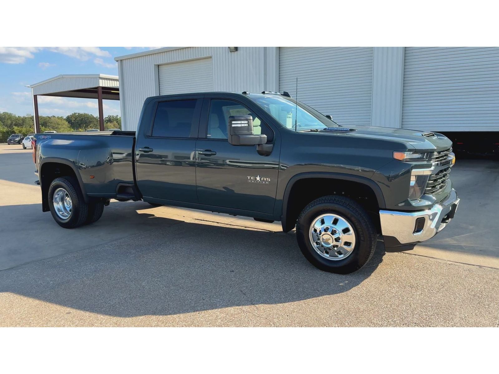 2026 Chevrolet Silverado 3500 HD LT DRW — foto 2