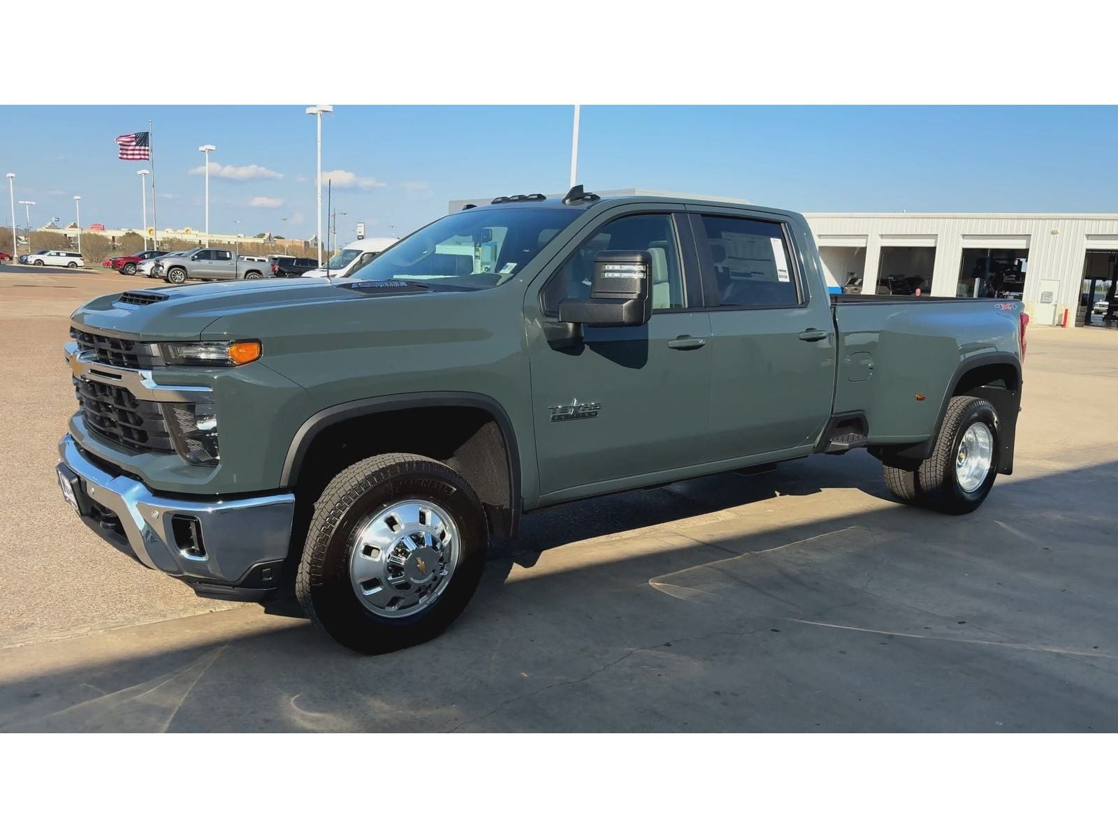 2026 Chevrolet Silverado 3500 HD LT DRW — foto 4