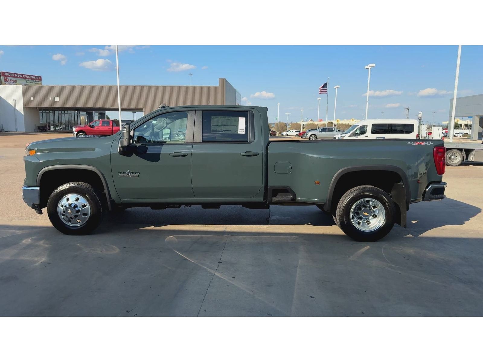 2026 Chevrolet Silverado 3500 HD LT DRW — foto 5