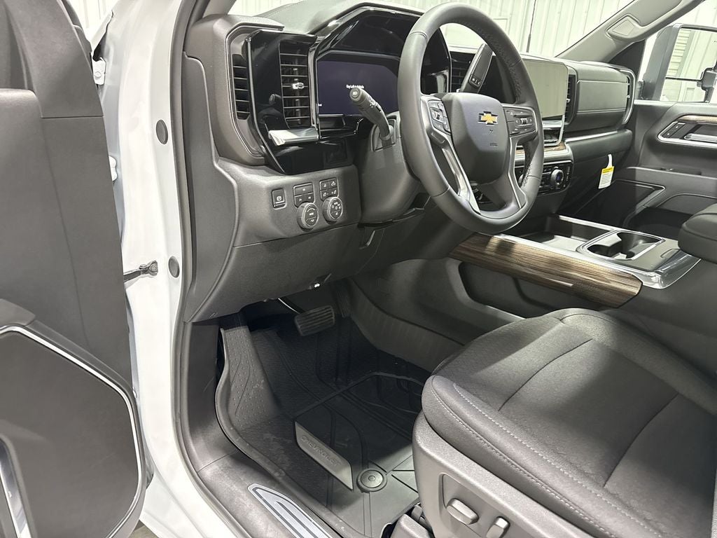 2026 Chevrolet Silverado 3500 HD LT DRW