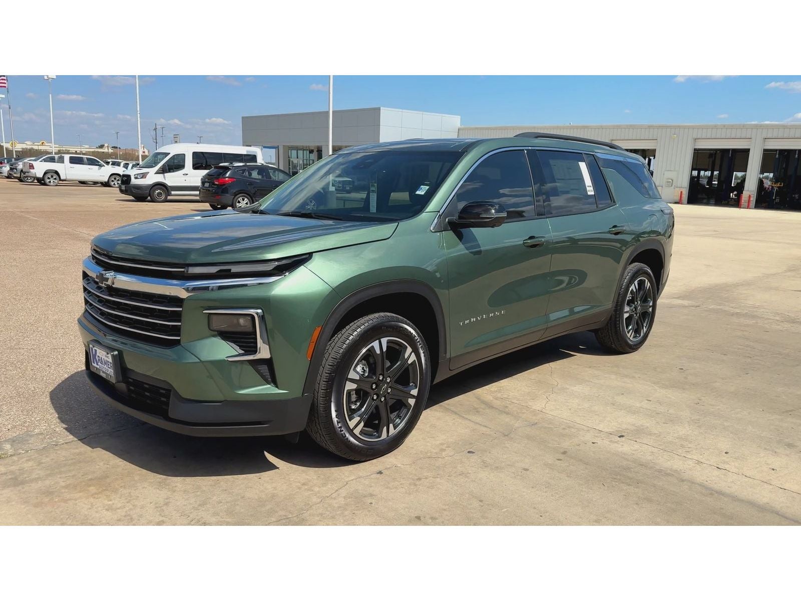 2027 Chevrolet Traverse LT