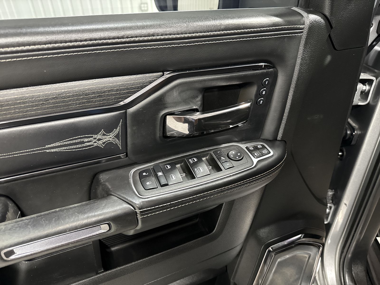 2023 RAM 3500 Limited Mega Cab 4x4 6'4" Box
