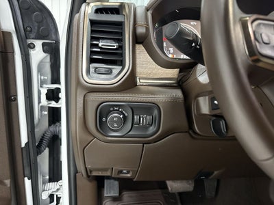 2025 RAM 3500 LimitedLimited Longhorn Mega Cab 4x4 6'4" Box