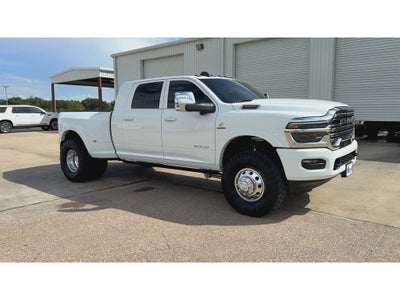 2025 RAM 3500 LimitedLimited Longhorn Mega Cab 4x4 6'4" Box