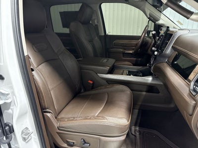 2025 RAM 3500 LimitedLimited Longhorn Mega Cab 4x4 6'4" Box