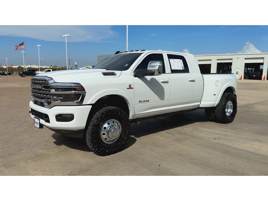 2025 RAM 3500 LimitedLimited Longhorn Mega Cab 4x4 6'4" Box