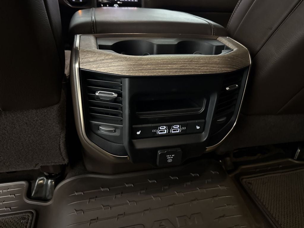 2025 RAM 3500 LimitedLimited Longhorn Mega Cab 4x4 6'4" Box