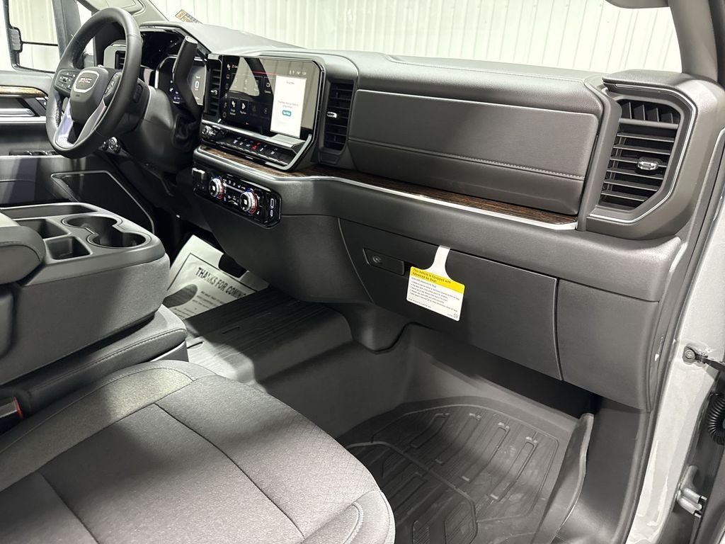 2026 GMC Sierra 3500 HD SLE DRW